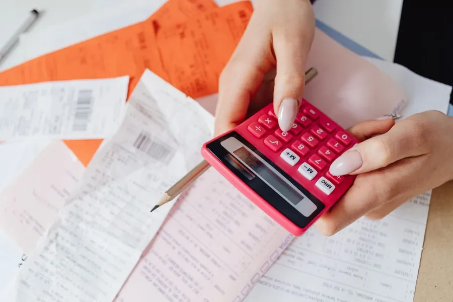 Calculating loan repayments for a bathroom renovation cost in Derby